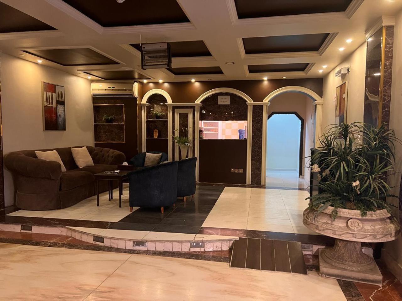 Al Fanar Al Alamaya 3- Hay'Aa Malakeya Entrance Janbu Kültér fotó